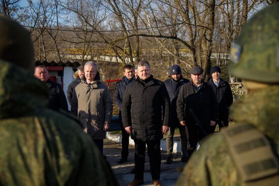 В Приднестровье миротворцев на постах поздравили с Новым годом