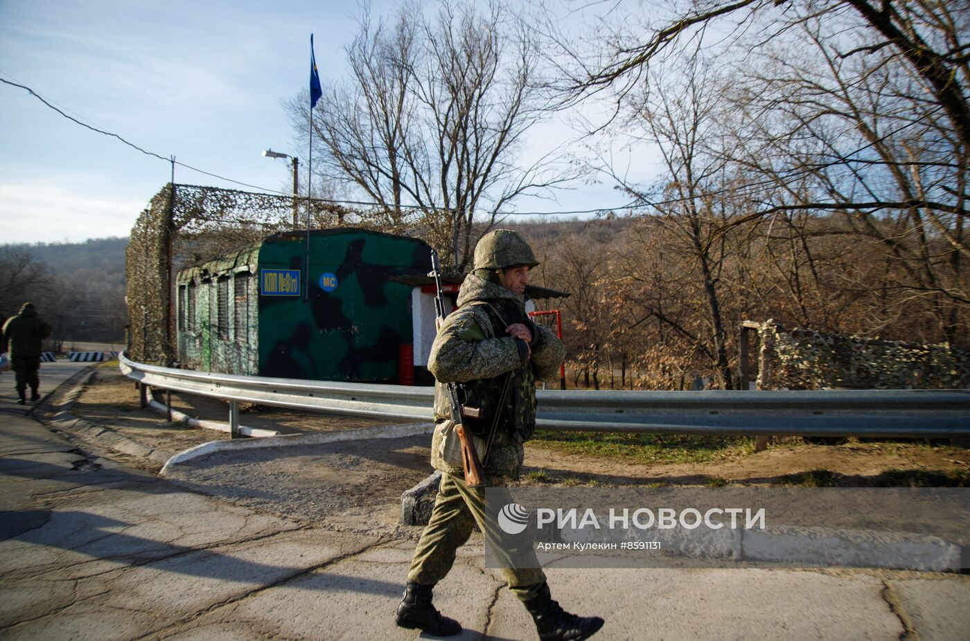 В Приднестровье миротворцев на постах поздравили с Новым годом