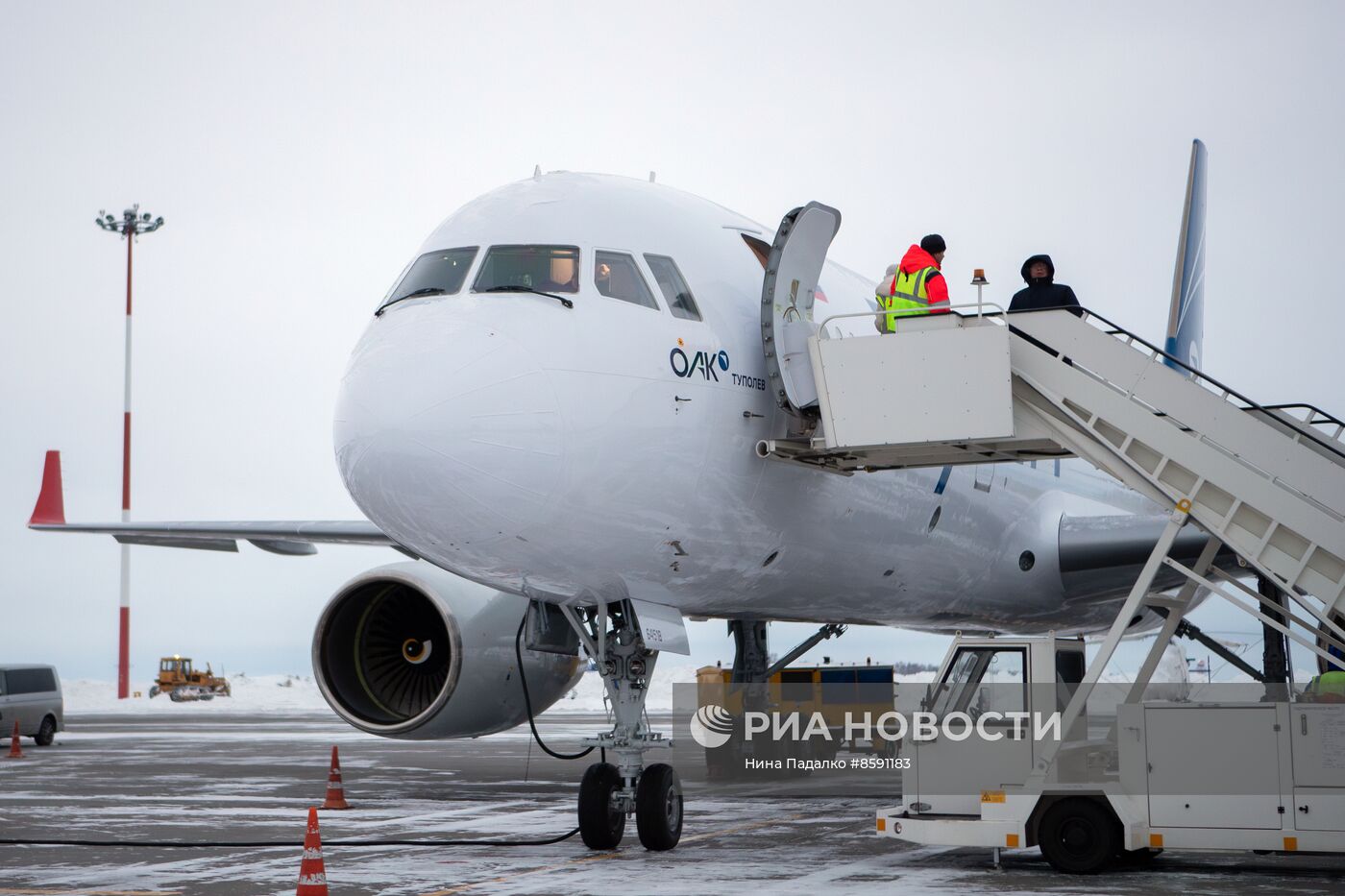 Приемка самолета Ту-214 авиакомпанией Red Wings в Казани