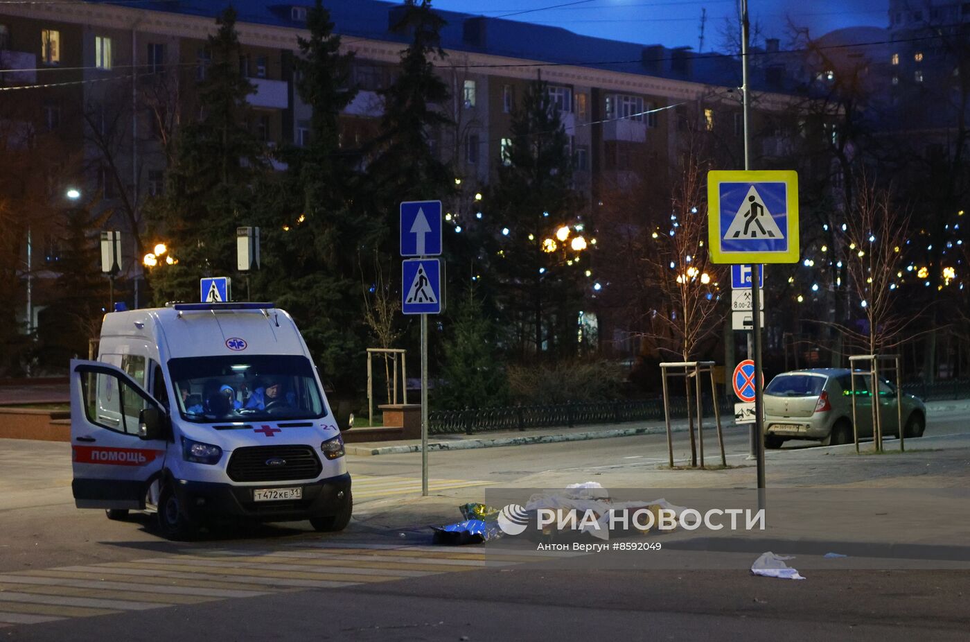 Последствия обстрела центра Белгорода ВСУ