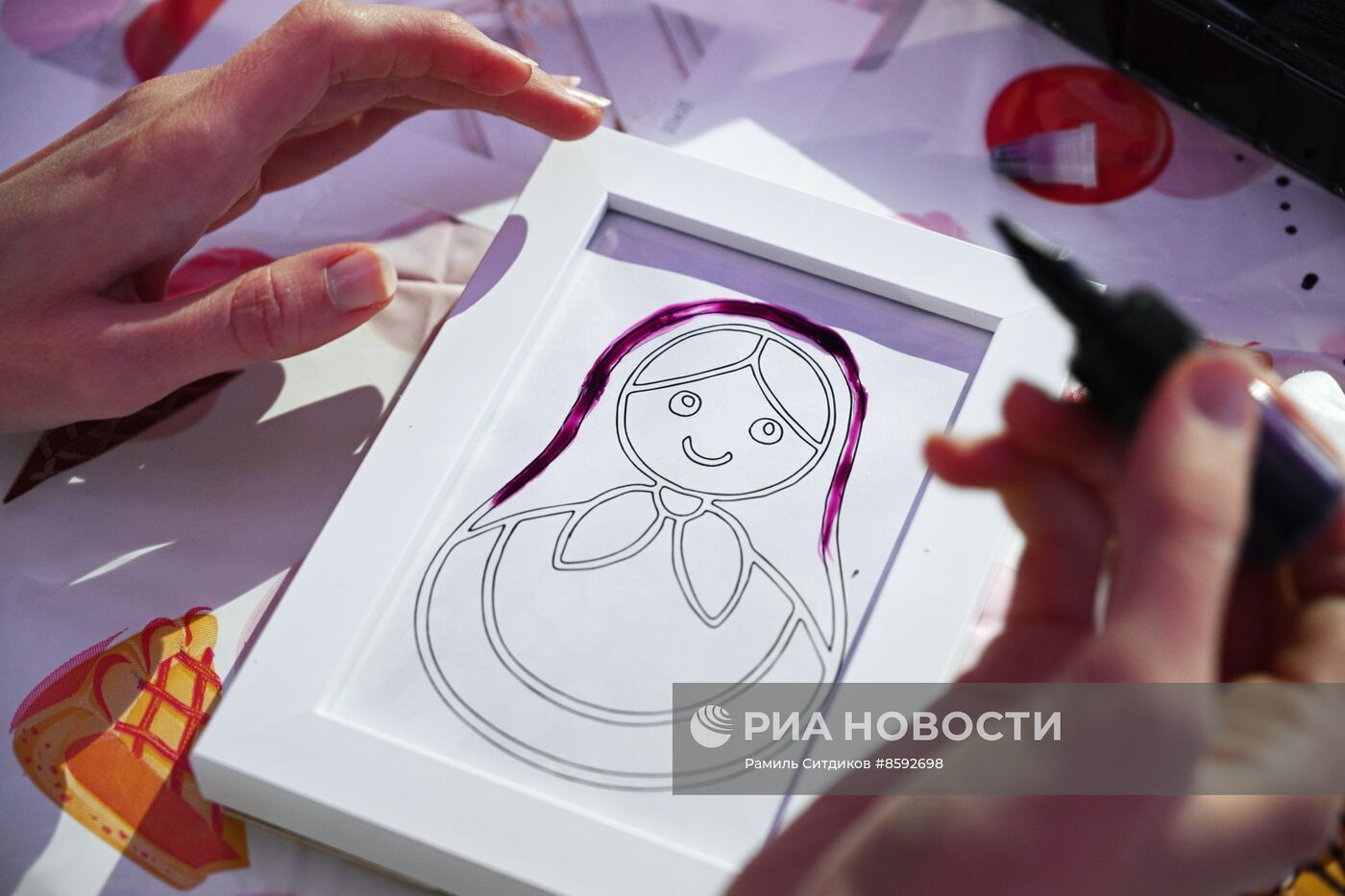 Выставка "Россия". "Елка Знания": Историческая елка