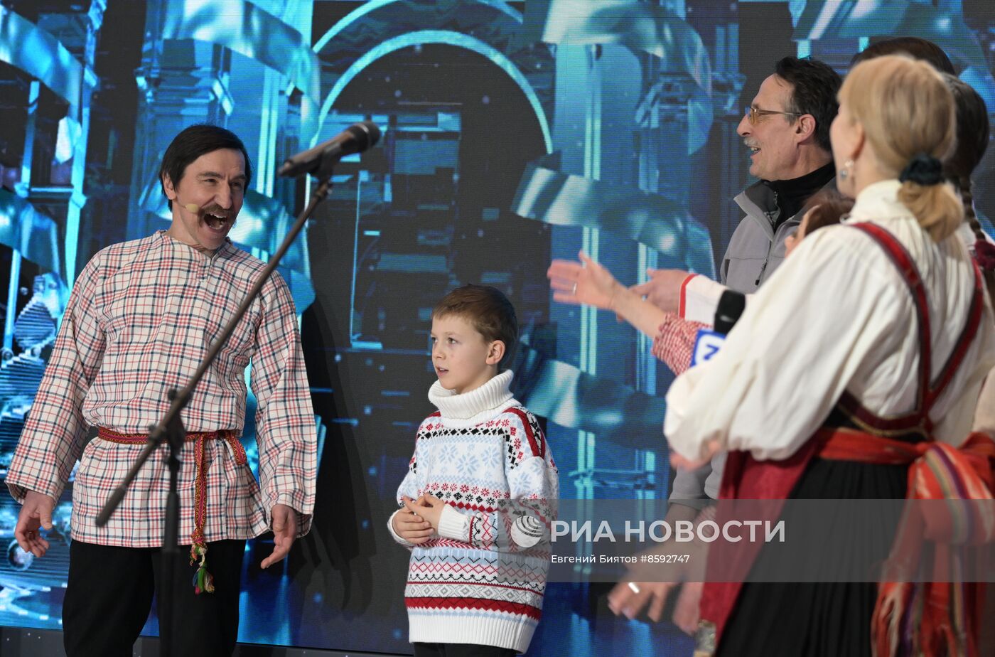 Выставка "Россия". Новогодние каникулы с пользой. Мастер-классы по актерскому мастерству и колядкам