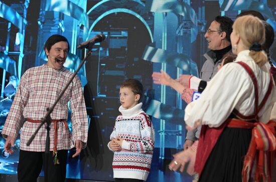 Выставка "Россия". Новогодние каникулы с пользой. Мастер-классы по актерскому мастерству и колядкам