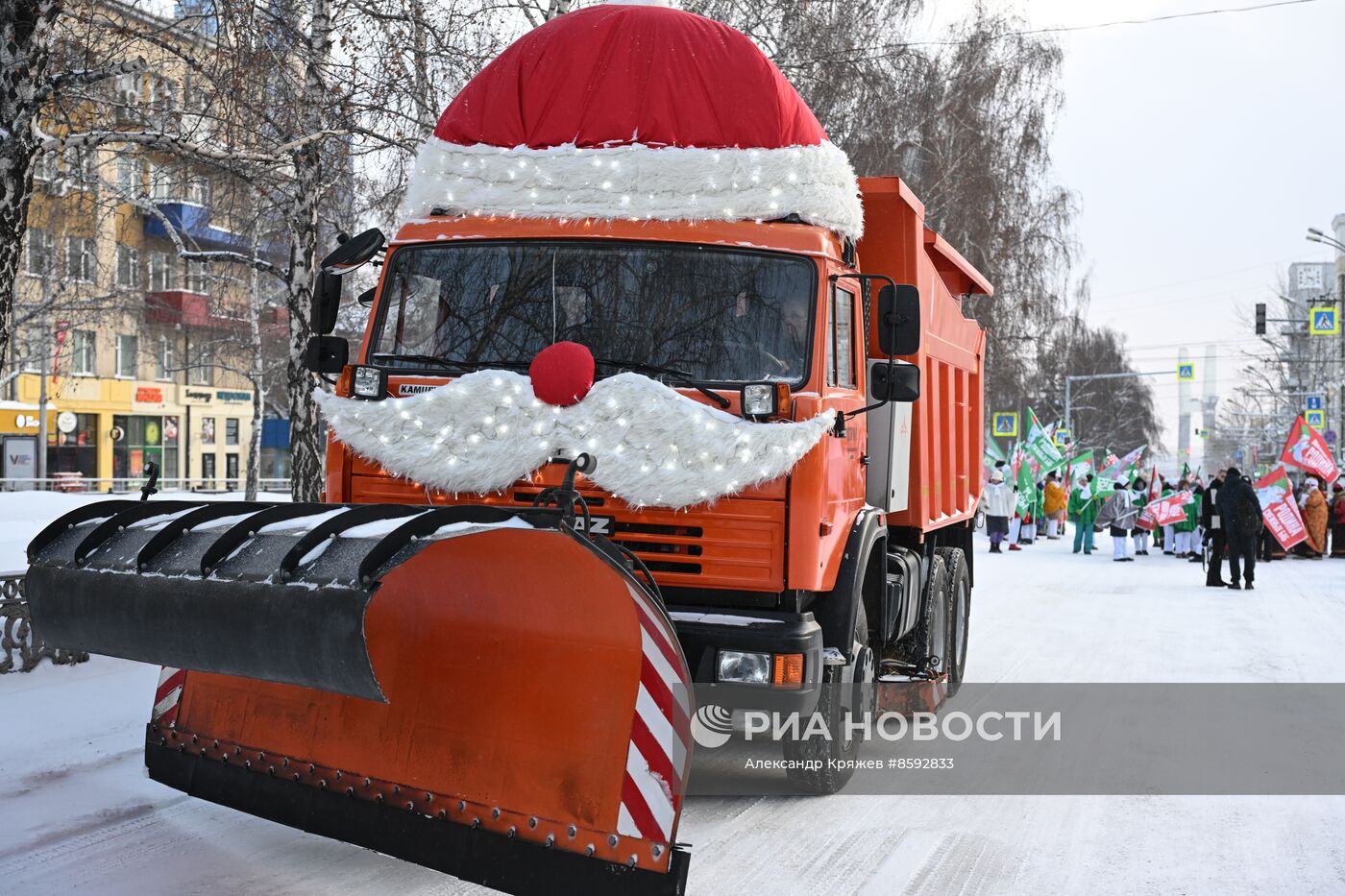 Шествие новогодних игрушек в Новосибирске