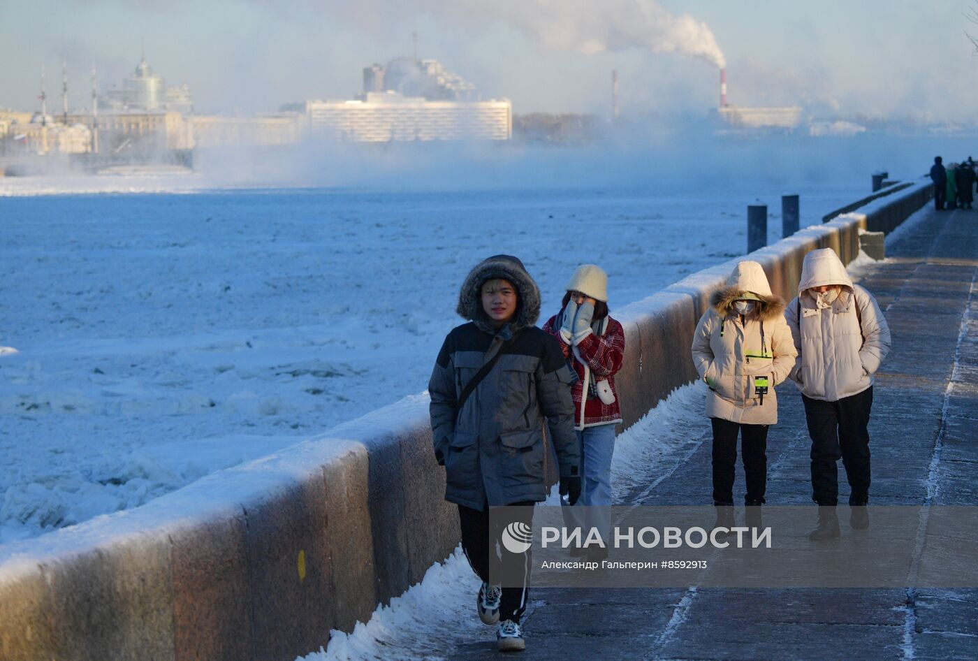 Сильный мороз в Санкт-Петербурге