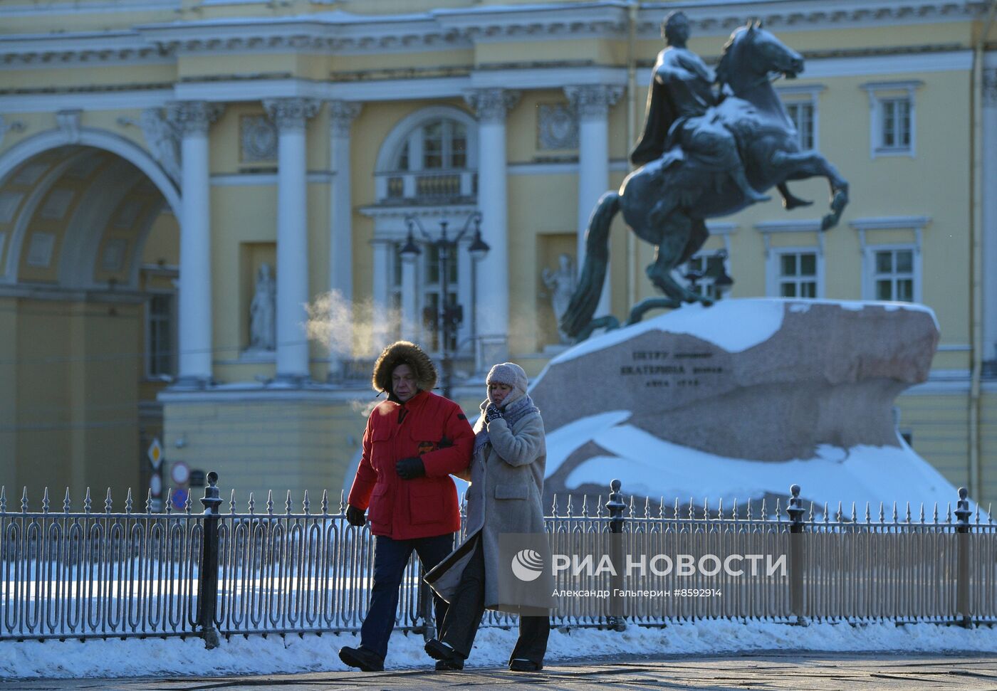 Сильный мороз в Санкт-Петербурге