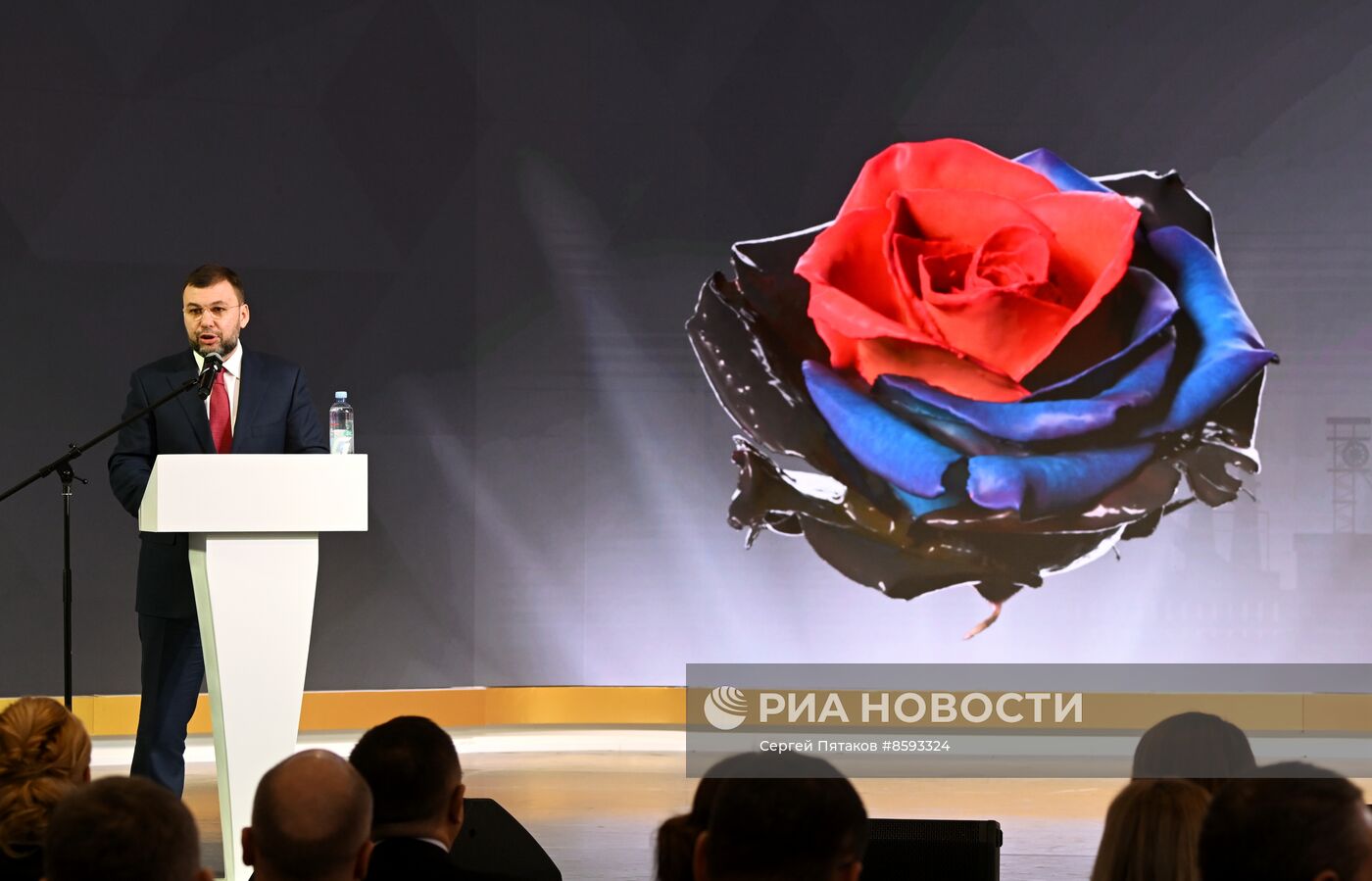 Выставка "Россия". Донецкая Народная Республика. День региона