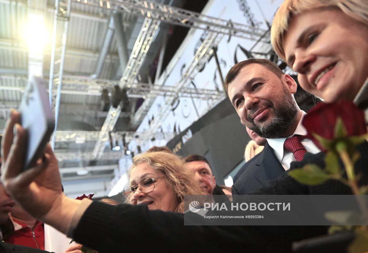 Выставка "Россия". Донецкая Народная Республика. День региона