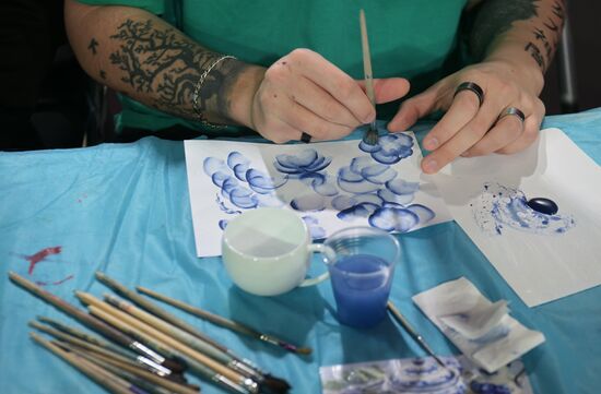 Выставка "Россия". Проект "Елки России"