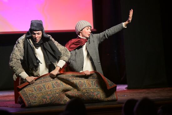 Международная выставка-форум "Россия"
"Новогодняя сказка" от МГИК
Павильон №84, Дом культуры Место: Россия, Москва. Автор: Алексей Никольский/РИА Новости. Выставка "Россия". "Новогодняя сказка" от МГИК