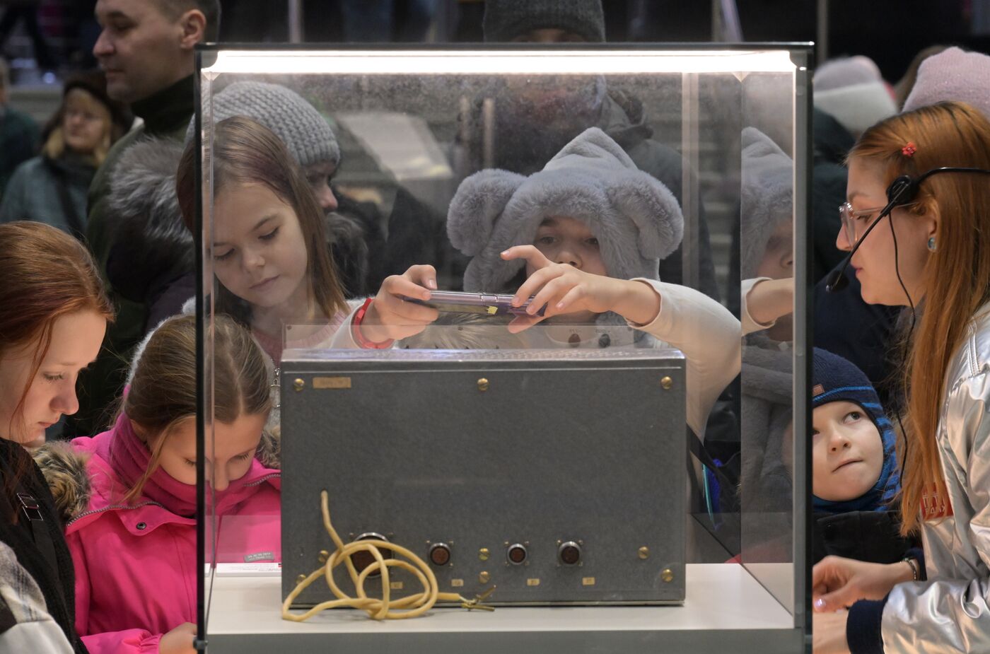 Выставка "Россия". Экскурсия для детей из ДНР