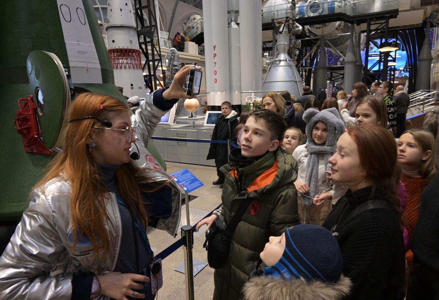 Выставка "Россия". Экскурсия для детей из ДНР