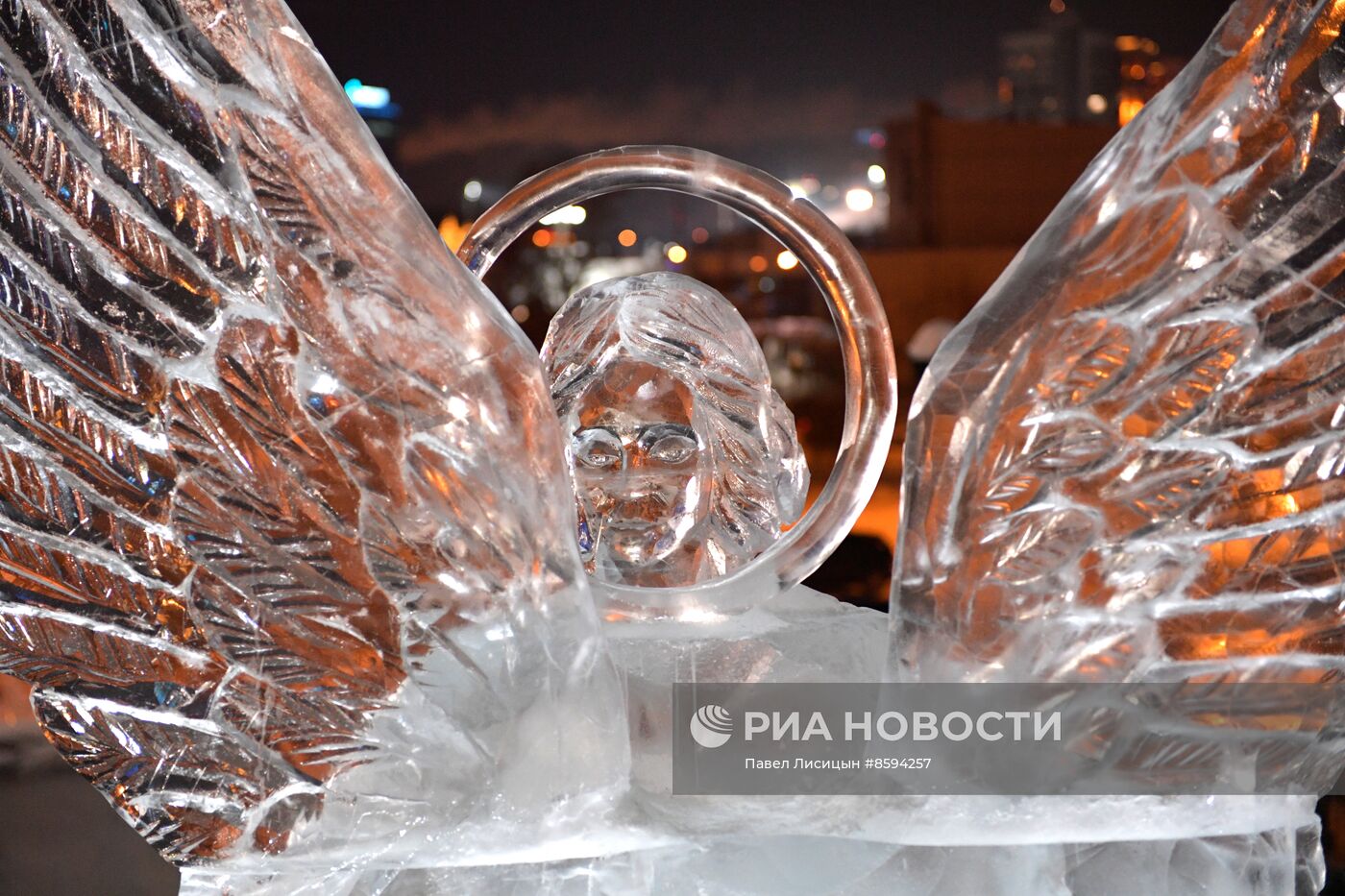 Рождественский фестиваль ледовой скульптуры "Вифлеемская звезда" в Екатерибурге