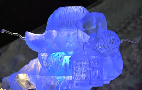 Рождественский фестиваль ледовой скульптуры "Вифлеемская звезда" в Екатерибурге