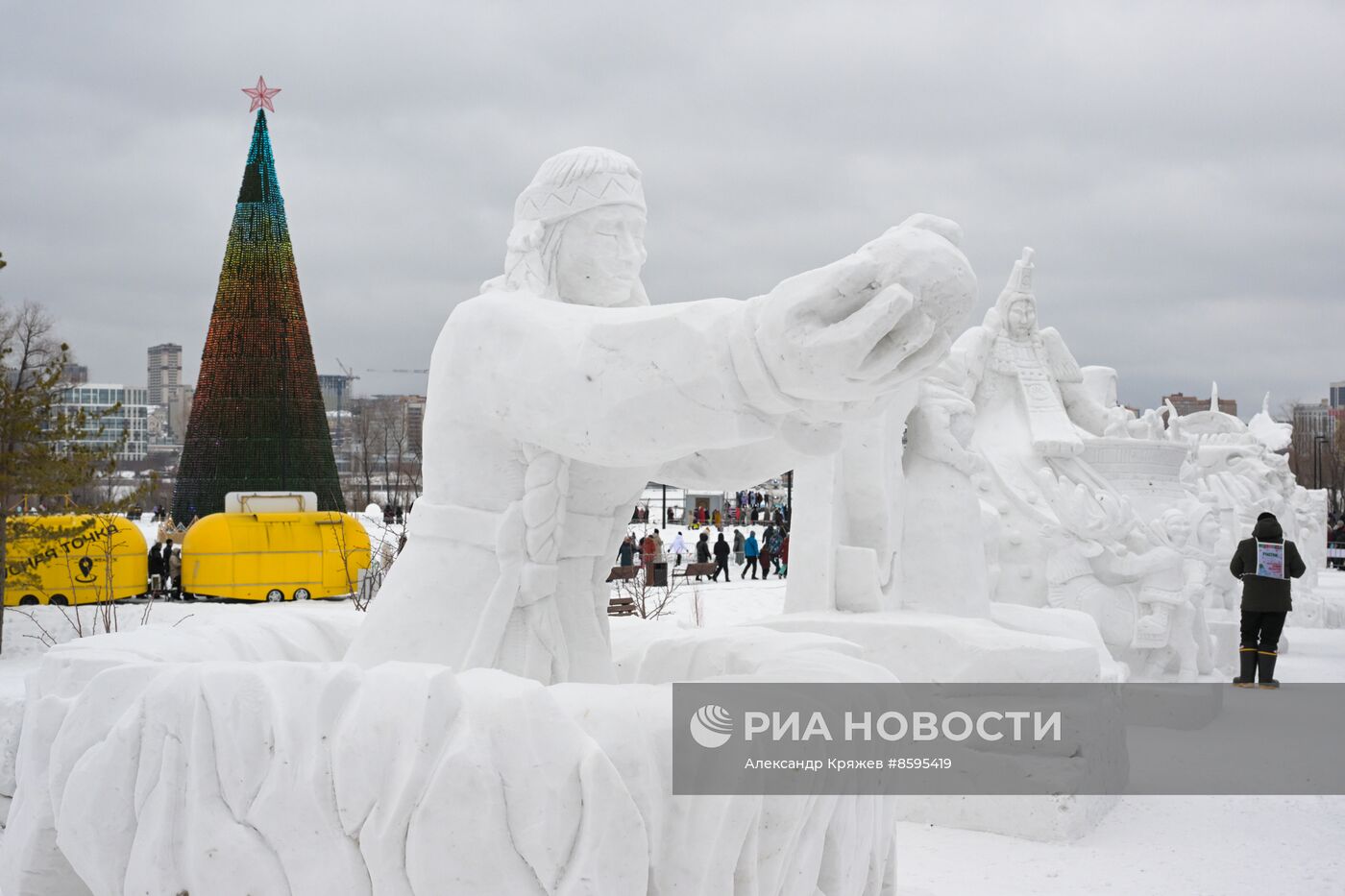 Фестиваль снега в Новосибирске