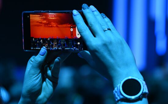 Международная выставка-форум "Россия"
Концерт – презентация "Севастополь - город героев", павильон №75 Место: Россия, Москва. Автор: Алексей Майшев/РИА Новости. Выставка "Россия". Концерт – презентация "Севастополь - город героев"