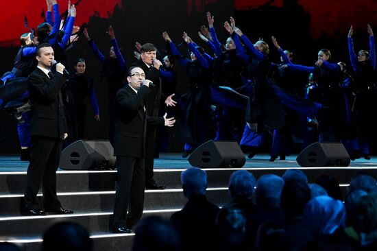 Международная выставка-форум "Россия"
Концерт – презентация "Севастополь - город героев", павильон №75 Место: Россия, Москва. Автор: Алексей Майшев/РИА Новости. Выставка "Россия". Концерт – презентация "Севастополь - город героев"