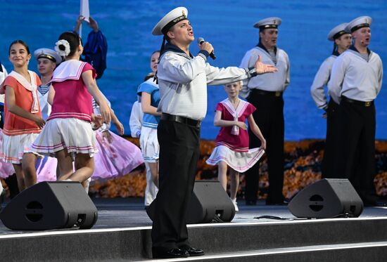 Международная выставка-форум "Россия"
Концерт – презентация "Севастополь - город героев", павильон №75 Место: Россия, Москва. Автор: Алексей Майшев/РИА Новости. Выставка "Россия". Концерт – презентация "Севастополь - город героев"