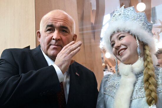 Международная выставка-форум "Россия"
Костромская область, День Региона
Сергей Ситников, Губернатор Костромской области Место: Россия, Москва. Автор: Кирилл Каллиников/РИА Новости. Выставка "Россия". Костромская область. День региона