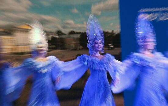 Международная выставка-форум "Россия"
Костромская область, День Региона Место: Россия, Москва. Автор: Кирилл Каллиников/РИА Новости. Выставка "Россия". Костромская область. День региона