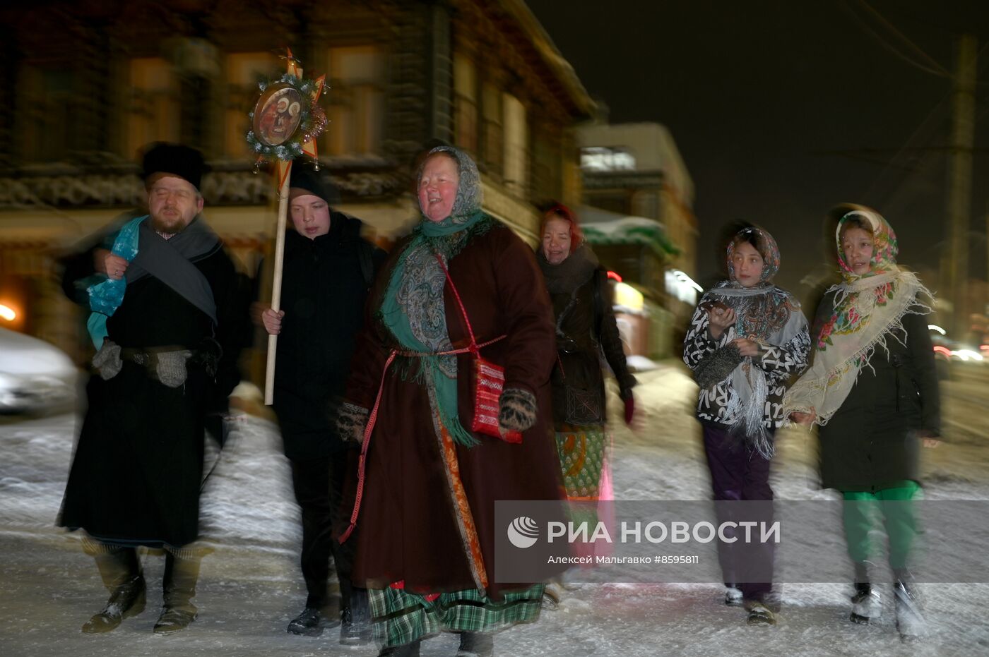 Святочное колядование в Омске