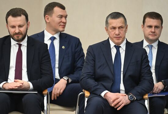 Рабочая поездка президента РФ В. Путина в Хабаровск 