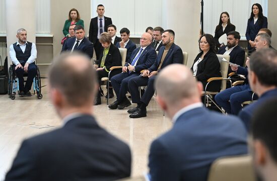 Рабочая поездка президента РФ В. Путина в Хабаровск 