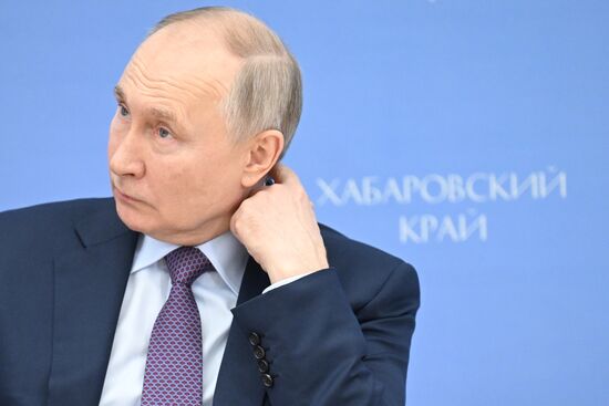 Рабочая поездка президента РФ В. Путина в Хабаровск 