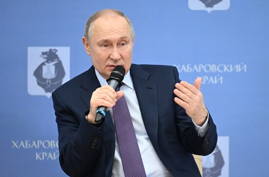 Рабочая поездка президента РФ В. Путина в Хабаровск 