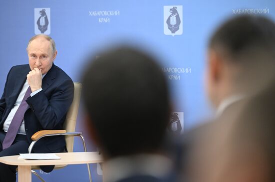 Рабочая поездка президента РФ В. Путина в Хабаровск 