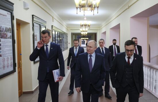 Рабочая поездка президента РФ В. Путина в Хабаровск 