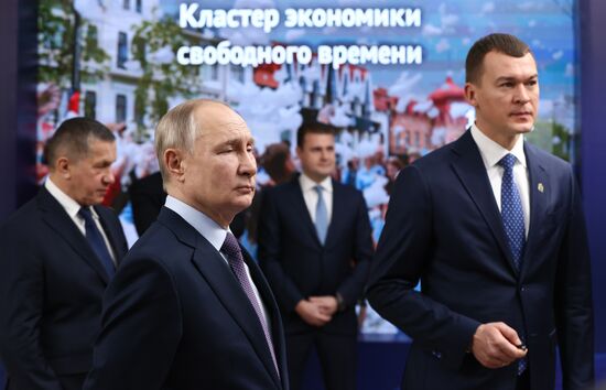 Рабочая поездка президента РФ В. Путина в Хабаровск 