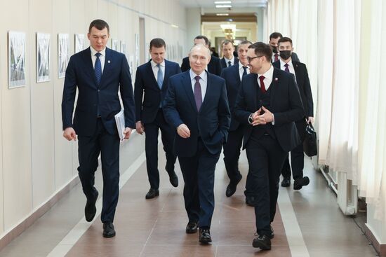 Рабочая поездка президента РФ В. Путина в Хабаровск 