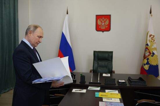 Рабочая поездка президента РФ В. Путина в Хабаровск 