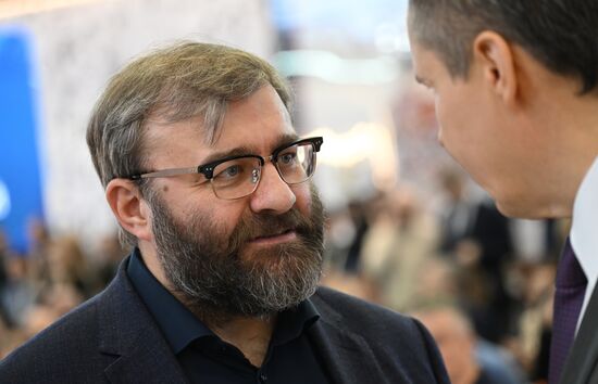 Международная выставка-форум "Россия"
Открытие Дня региона - презентация Белгородской области, павильон №75
Михаил Пореченков, актер Место: Россия, Москва. Автор: Евгений Биятов/РИА Новости. Выставка "Россия". Белгородская область. День региона