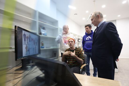 Рабочая поездка президента РФ В. Путина в Хабаровск 