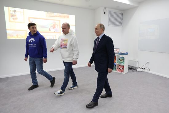 Рабочая поездка президента РФ В. Путина в Хабаровск 