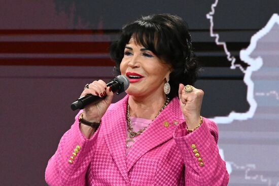 Международная выставка-форум "Россия"
Курская область. День региона, павильон №75
Открытие Дня Региона – презентация Курской области
Надежда Бабкина, певица Место: Россия, Москва. Автор: Станислав Красильников/РИА Новости. Выставка "Россия". Курская область. День региона