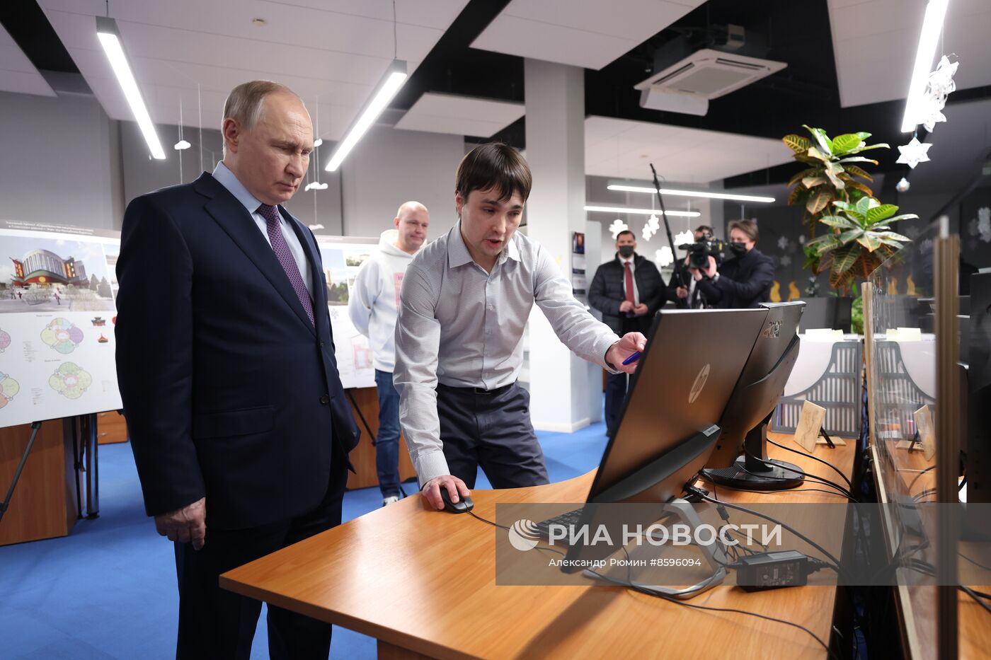 Рабочая поездка президента РФ В. Путина в Хабаровск 