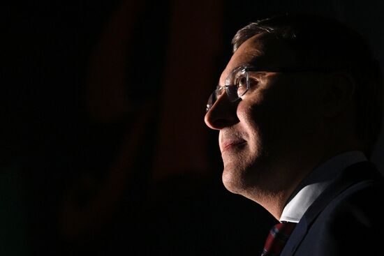 Международная выставка-форум "Россия"
Презентация обновленной экспозиции Минобрнауки России "Десятилетие науки и технологий", павильон №57 "Десятилетие науки и технологий" (Минобрнауки России)
Валерий Фальков, министр науки и высшего образования Российской Федерации Место: Россия, Москва. Автор: Григорий Сысоев/РИА Новости. Выставка "Россия". Презентация обновленной экспозиции Минобрнауки России "Десятилетие науки и технологий"