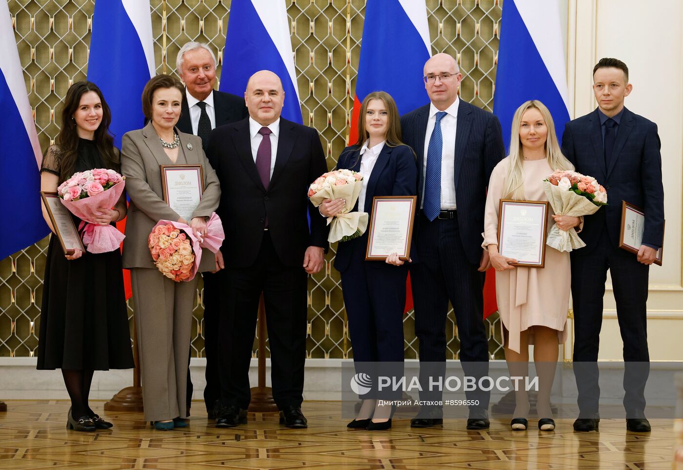 Премьер-министр РФ М. Мишустин вручил премии правительства в области СМИ за 2023 год