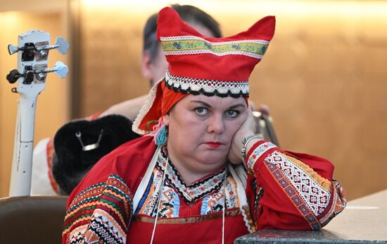 Международная выставка-форум "Россия"
Гастрономическое театрализованное представление, павильон "Дом Российской кухни" Место: Россия, Москва. Автор: Станислав Красильников/РИА Новости. Выставка "Россия". Гастрономическое театрализованное представление