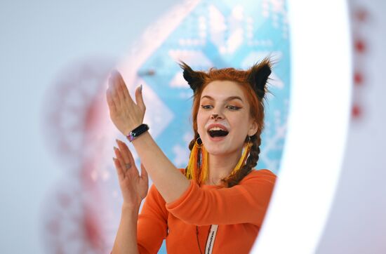 Международная выставка-форум "Россия"
Стенд Вологодской области, павильон №75
Место: Россия, Москва. Автор: Максим Блинов/РИА Новости. Работа выставки "Россия"