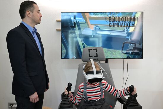 Международная выставка-форум "Россия"
Стенд Владимирской области, павильон №75
Место: Россия, Москва. Автор: Максим Блинов/РИА Новости. Работа выставки "Россия"