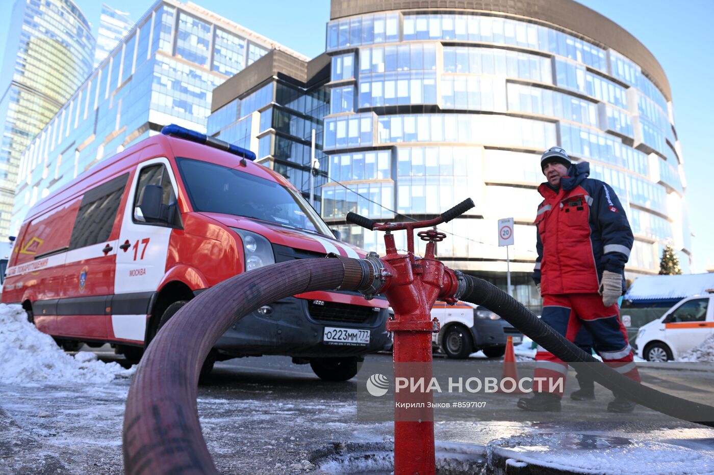 Пожар в строящемся офисе "Сбербанк -Сити"