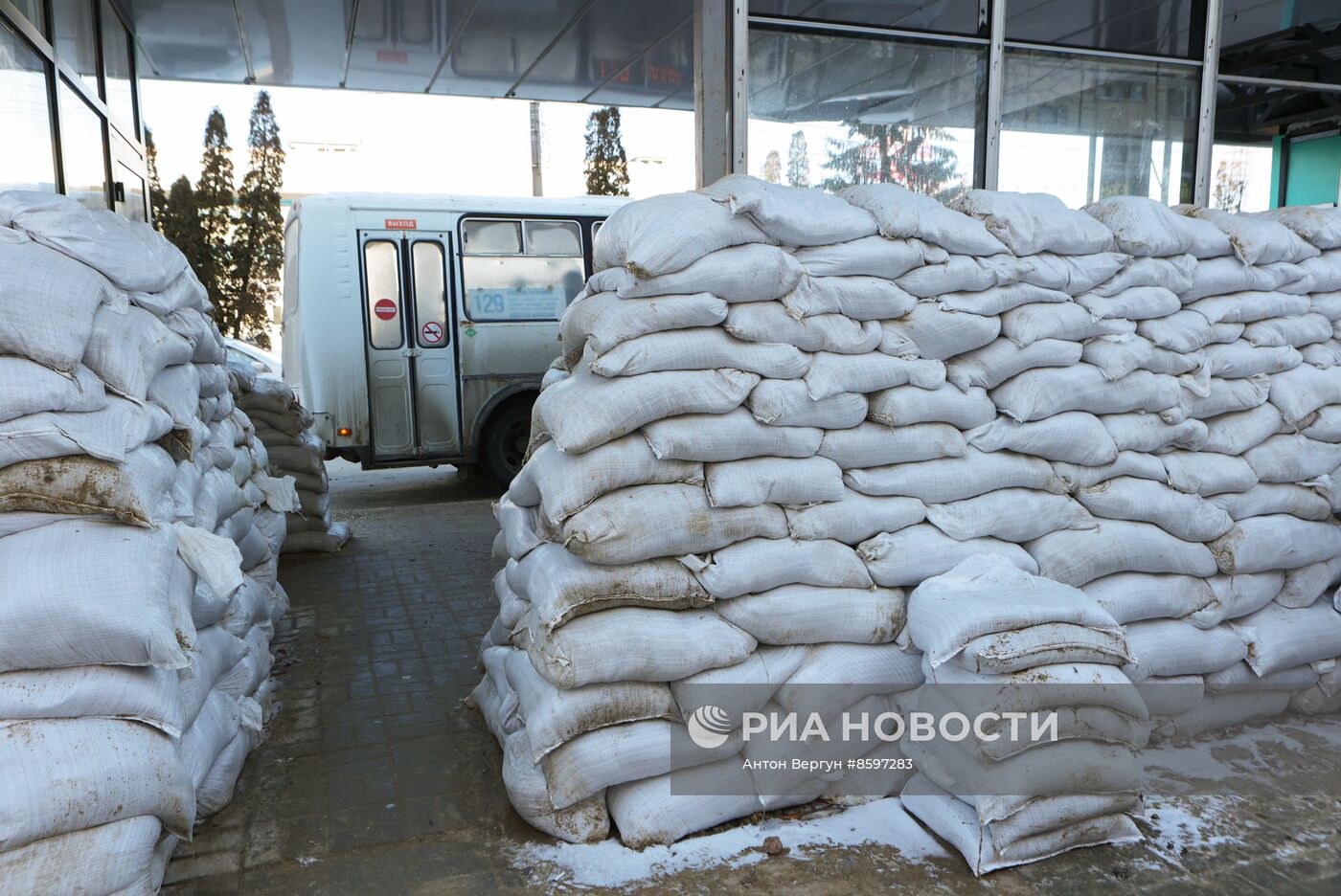 Укрепление остановок общественного транспорта в Белгороде