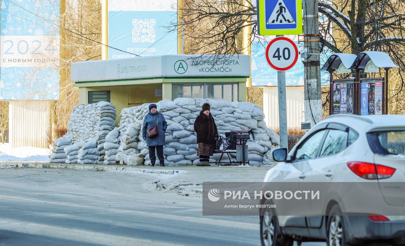 Укрепление остановок общественного транспорта в Белгороде