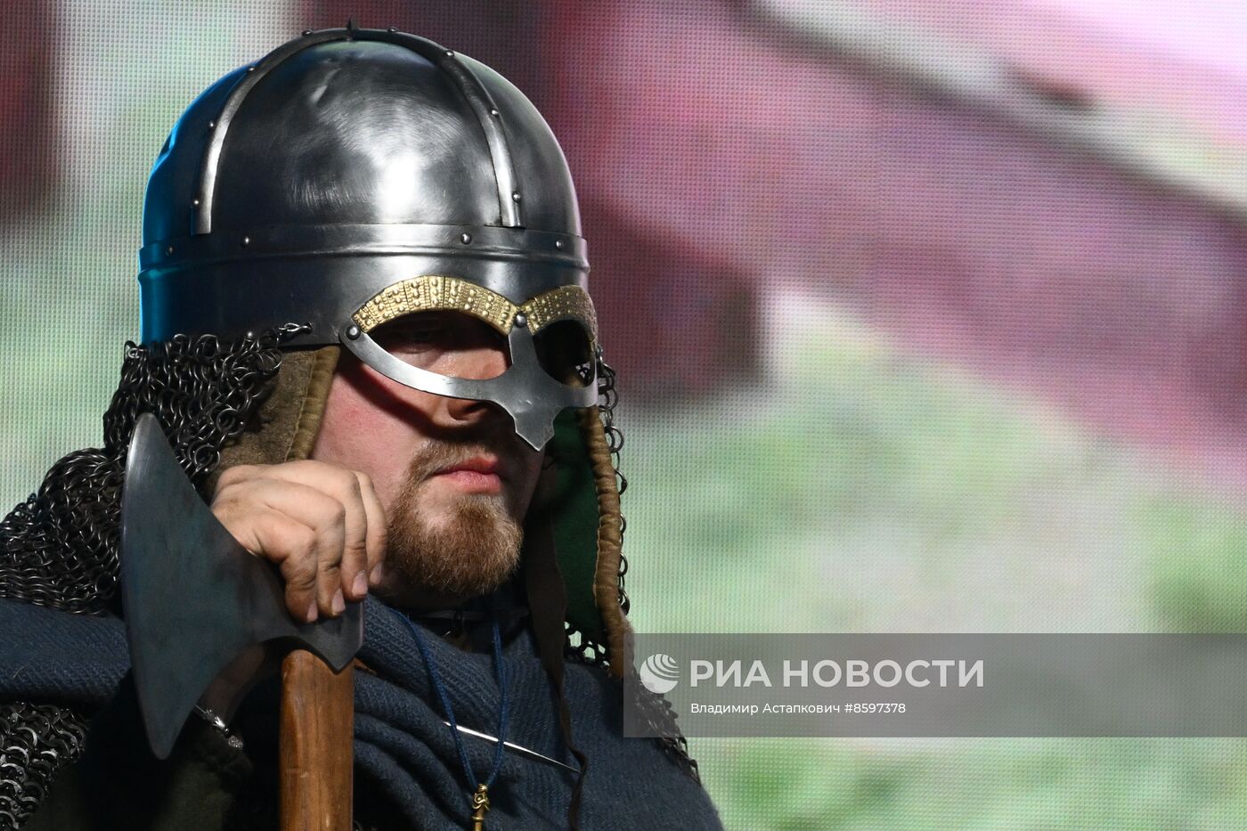 Выставка "Россия". Презентация самого крупного в России международного фестиваля исторической реконструкции "Русборг"