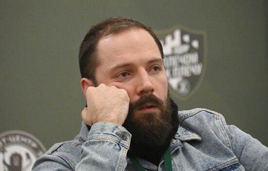 Форум "Плечом к плечу" в Подмосковье 