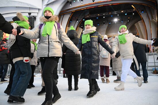 Международная выставка-форум "Россия"
Праздничный концерт "Старый Новый год по-липецки" Место: Россия, Москва. Автор: Рамиль Ситдиков/РИА Новости. Выставка "Россия". Праздничный концерт "Старый Новый год по-липецки"